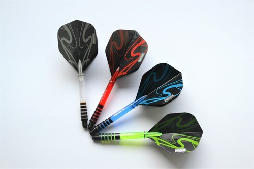 WINMAU PRISM FORCE & PENTATHLON DART FLIGHT & STEM SET VARIOUS COLOURS - Picture 1 of 5