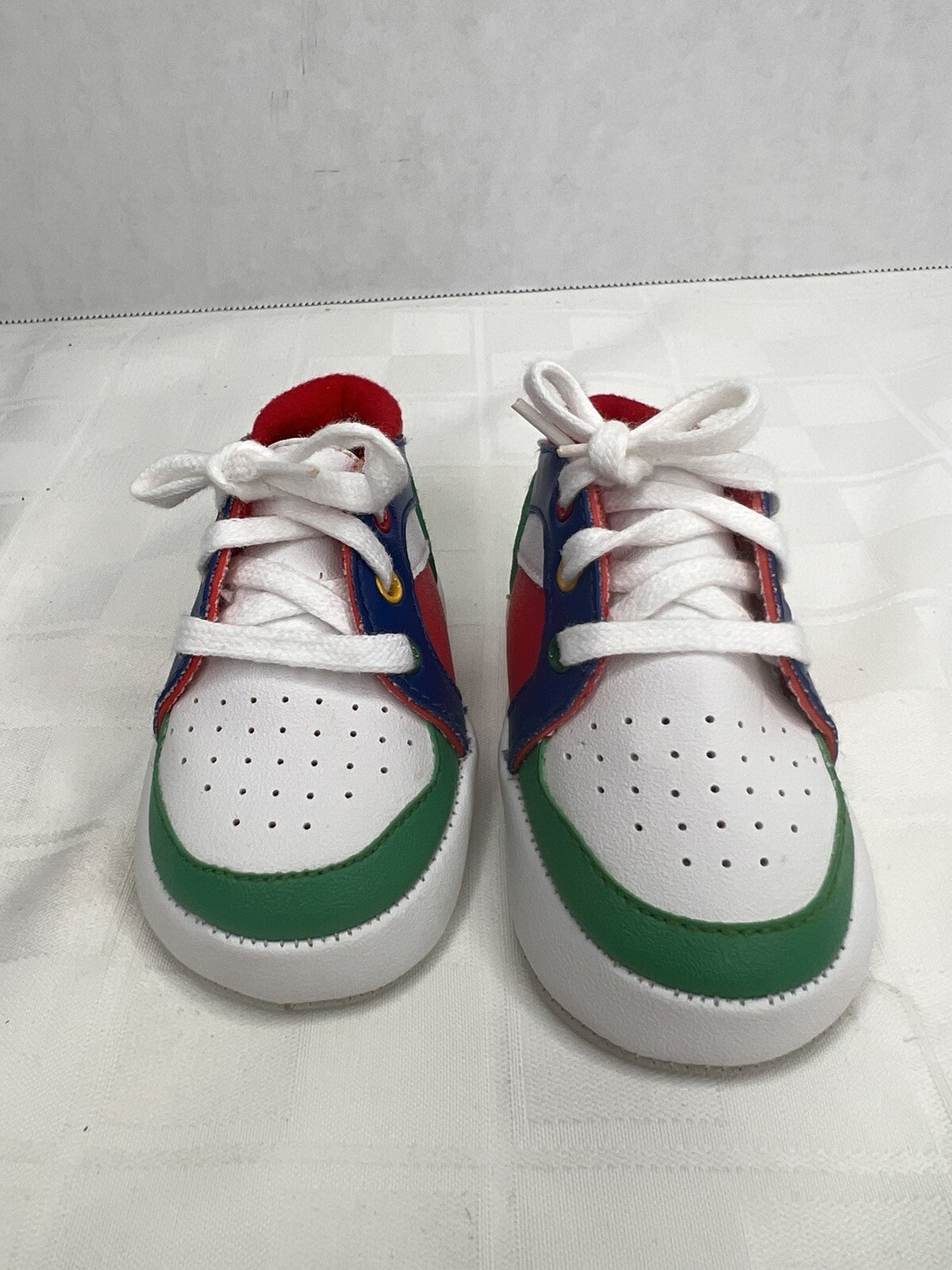 Sz1 Primary Block Colors Lace Up  Euc Sneakers Bs1