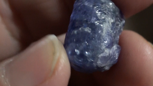 29.90 ct GENUINE MINE ROUGH UNHEATED UNCUT TANZANITE FROM TANZANIA - Video 1 of 1