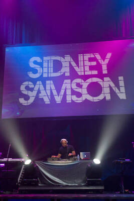 Sidney Samson at The Palace of Auburn Hills on May 23 2012 in Aubu- Old Photo 4