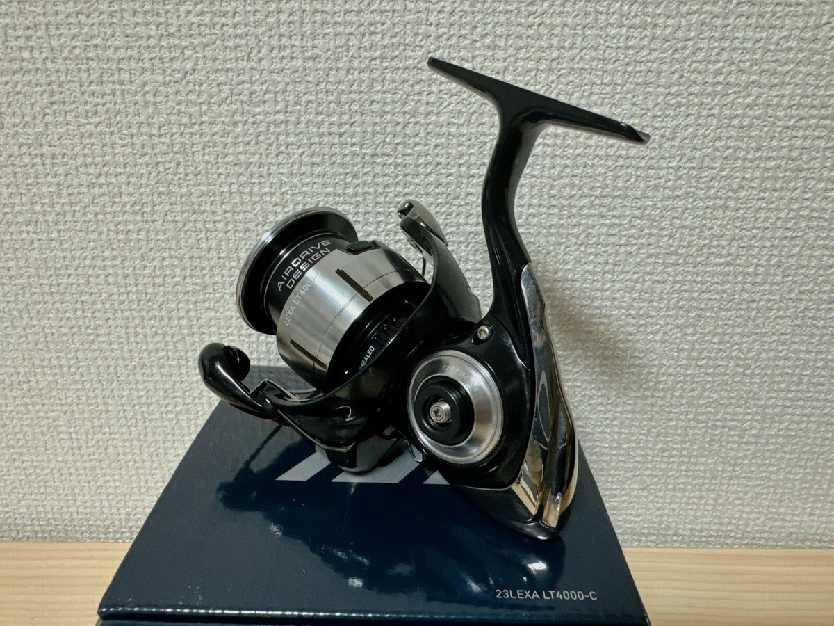 Daiwa Spinning Reel 23 LEXA LT4000-C Gear Ratio 5.2:1 Fishing Reel