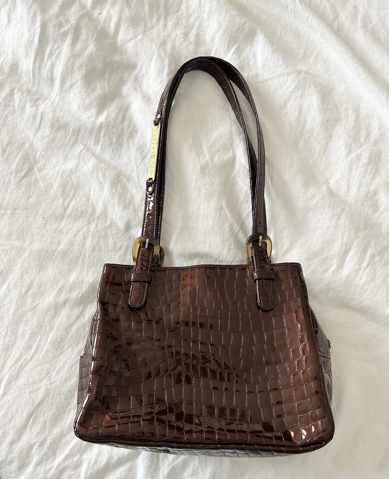 Borsa a tracolla Givenchy in pelle verniciata marrone