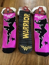 DC COMICS WONDER WOMAN SHERPA LINED SLIPPER SOCKS. BRAND NEW. ONE SIZE FITS MOST
