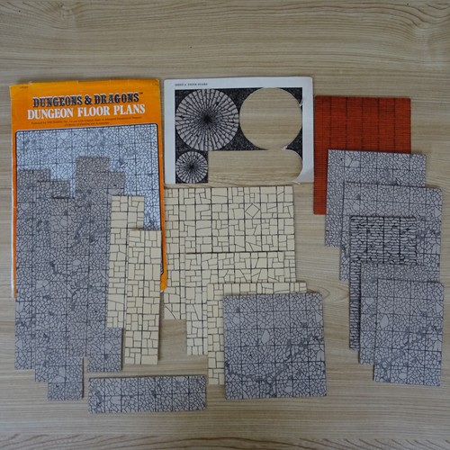 Dungeons & Dragons DUNGEON FLOOR PLANS - Incomplete Games Workshop TSR 1979 R2 - Picture 3 of 3