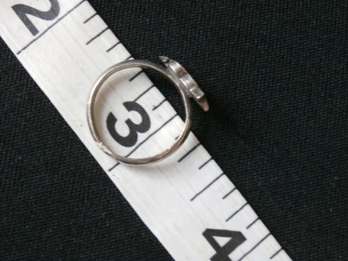 Unique Vintage Sterling Silver Turquoise Chip Inlay Heart with Arrow Ring. #956 - Picture 5 of 5