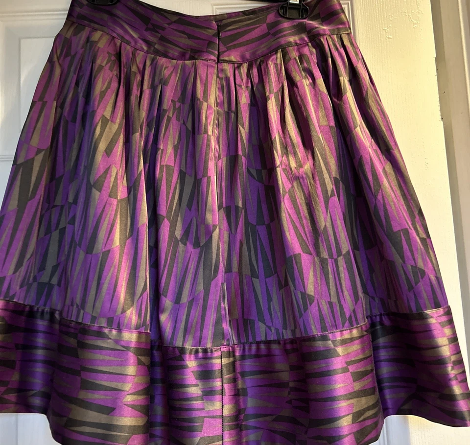 女式喇叭裙紫色和黑色 M 码 — 第 2/3 张图片