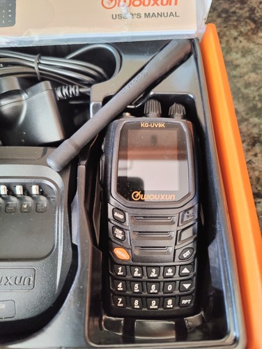 Wouxun KG-UV9K 2m 70cm TX 7 pasma RX+ 8,33Khz pasmo powietrzne i kabel programowy - Zdjęcie 4 z 4