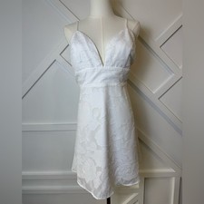 NWOT Lulus Mindful Muse White Floral Burnout Skater Mini Dress Size Large