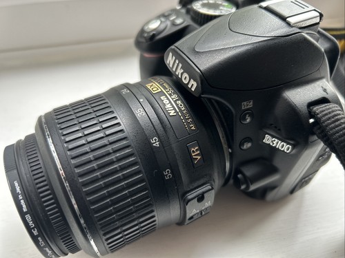 Nikon D D3100 14.2MP Digital SLR Camera w/ AF-S DX 18-55mm & 55-200mm Lenses. - Picture 4 of 15