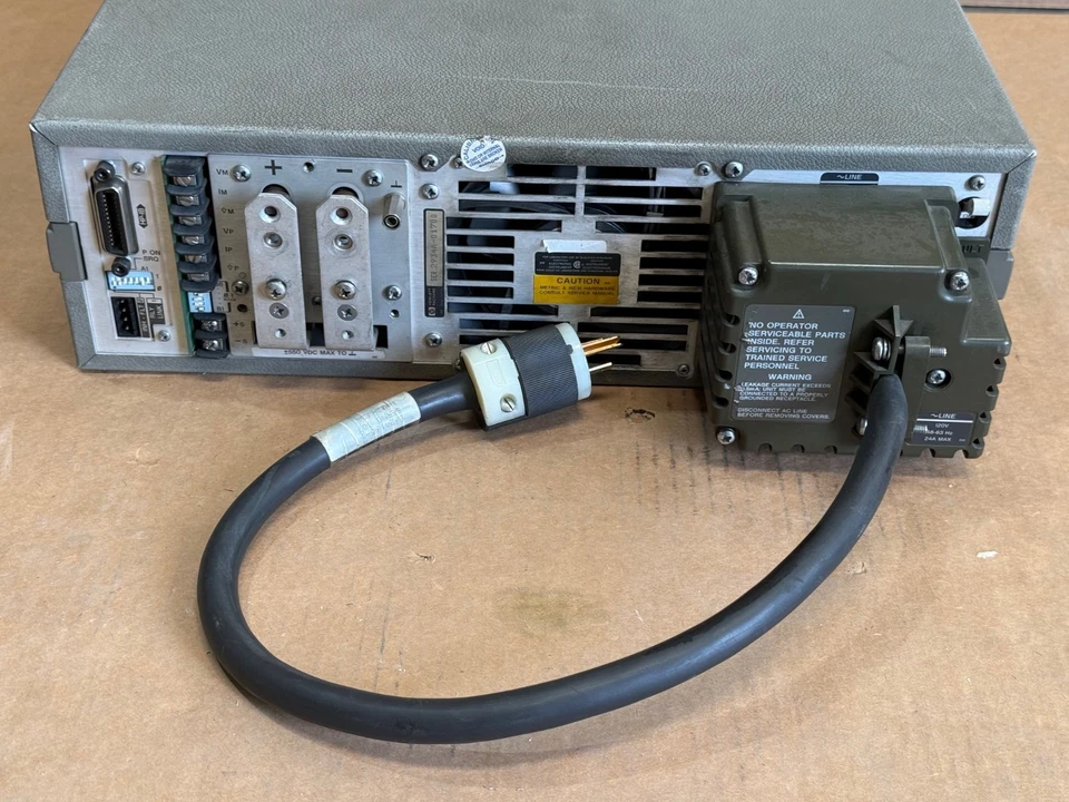 HP 6030A Autoranging DC Power Supply 0-200V 0-17A w/Rack Kit GPIB - Image 2 of 2