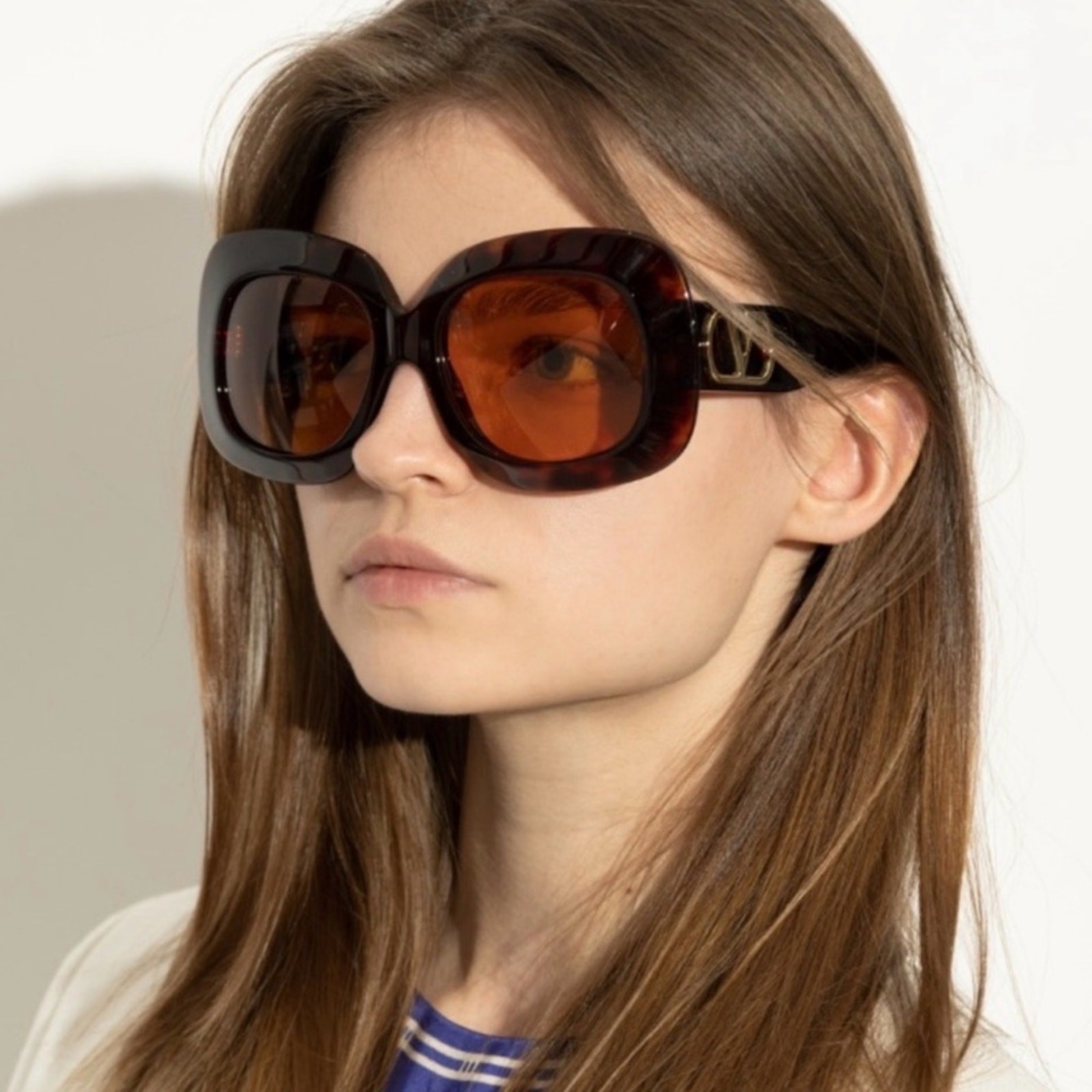 New! Valentino VLS 180B, Cream Sunglasses with Green Lenses, Authentic thumbnail 6