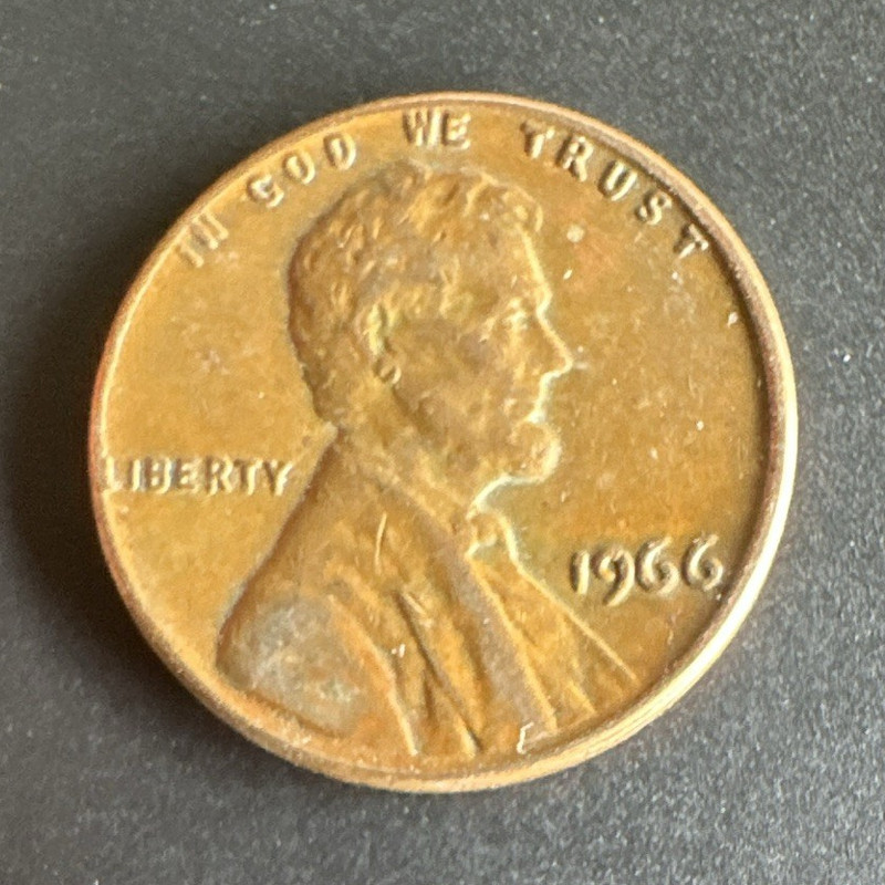Lincoln Memorial Small Cent 1966 Large Date Philadelphia BN Copper