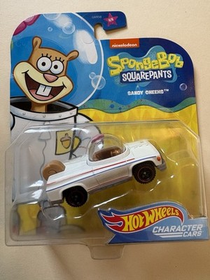 Hot Wheels Sandy Cheeks SpongeBob Character Car 1:64 Diecast White 2019