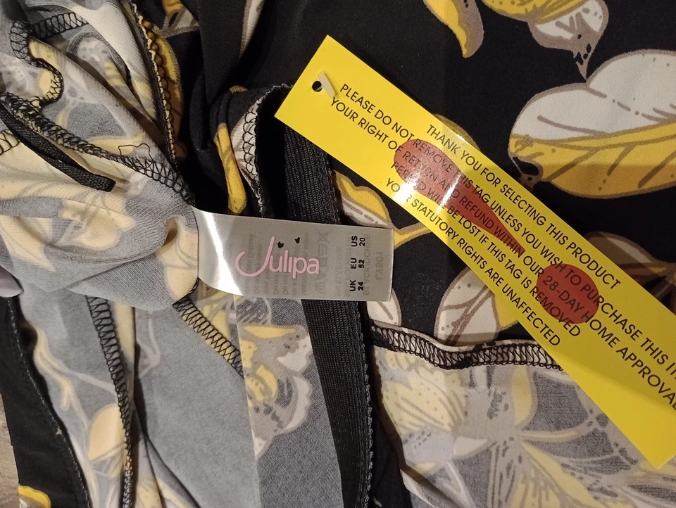 Ladies floral elasticated skirt size 24 - Image 2 of 2