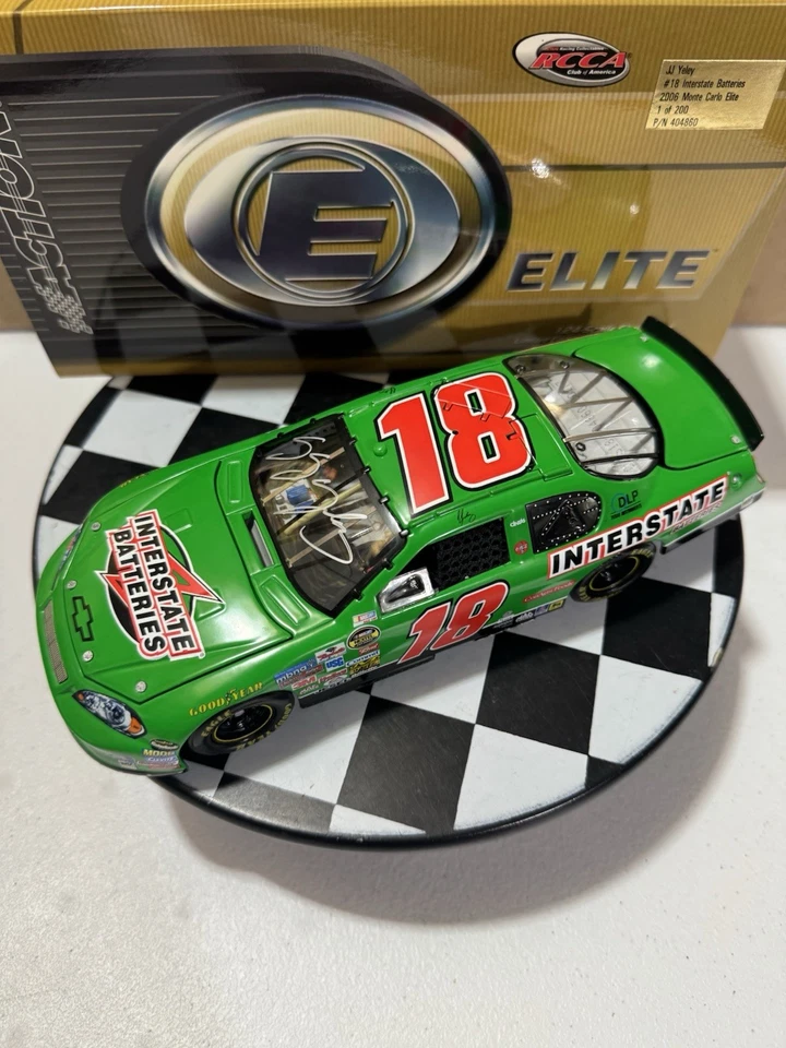 RARE* AUTOGRAPHED J.J. Yeley #18 Interstate Batteries 2006 1/24 Nascar Diecast - Image 2 of 4
