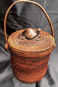 Antique-Hand-Made-Indonesian-Basket-with-Carved-Wood-Turtle-7-X-5-5