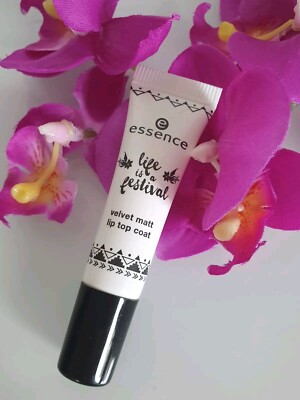 essence Life Is A Festival Velvet Matt Lip Top Coat Lippen Topper Matte