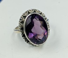 Ladies Amethyst Oval Shape Ring Size 8 Set In .925 Sterling Silver