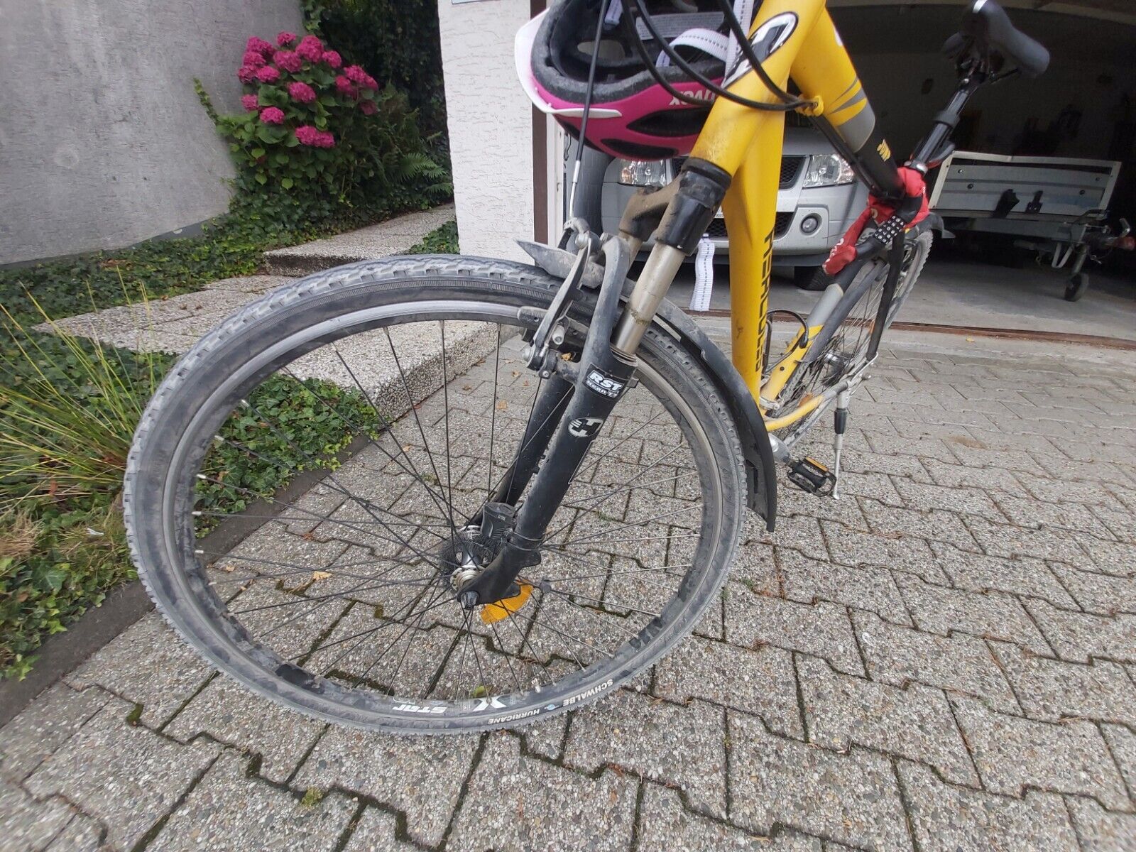 Bild 1 von 6