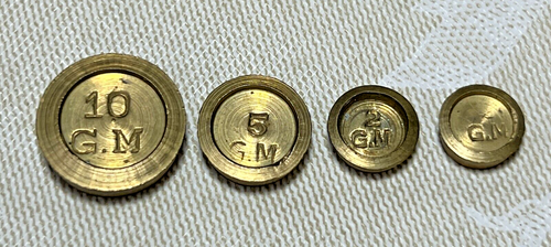 Portable Brass Scale in Case w/ Sheet and Coin Weights, Made in India - Picture 11 of 12