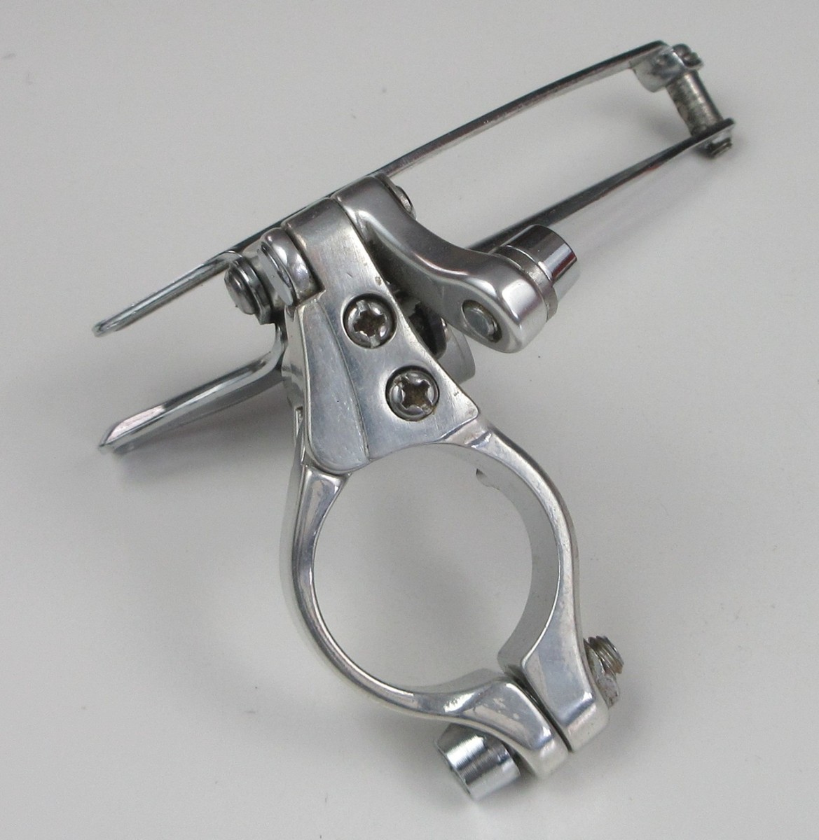 Pince pour dérailleur avant Shimano 600 FD-6207 28,6 mm