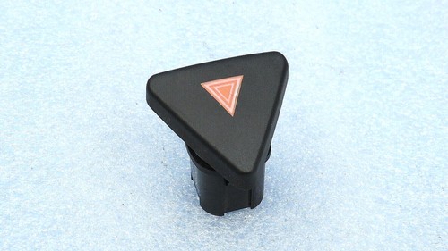 FORD Fiesta - Warnblinker Schalter / Hazard Light SWITCH / 2S6T13A350AA D3L0A