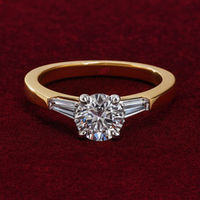 18k Yellow Gold Diamond Ring For Women Lab Grown Round 1.48 Carat IGI Certified