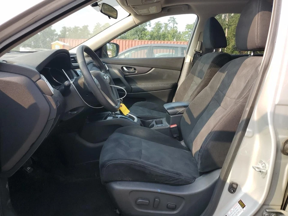 Used Rear Seat Belt Rear fits: 2016 Nissan Rogue Rear Grade A Foto 3 de 4