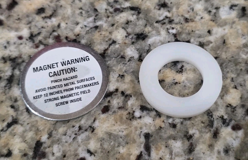 Knucklehead Streamlight Pivoting Rechargeable Spot Light 213-M1987 New W/O Box 