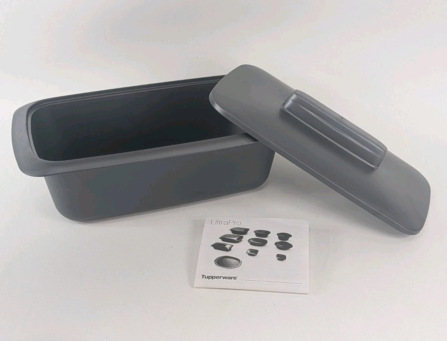 Tupperware Ultra Pro 1.9-Qt/1.8 L Bread Loaf Pan & Cover Oven / Microwave