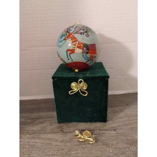 Santa and his Sleigh Pier One Li Bien Ornament - Picture 3 of 8