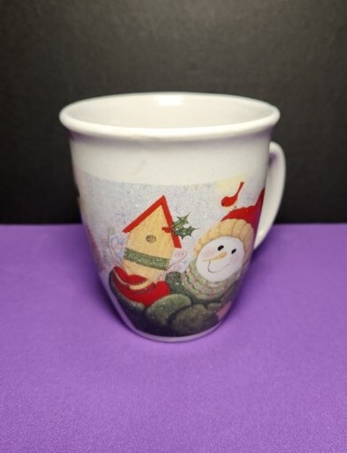 Royal Norfolk Snowman and Birdhouse coffee mug. Adorable - Picture 3 of 9