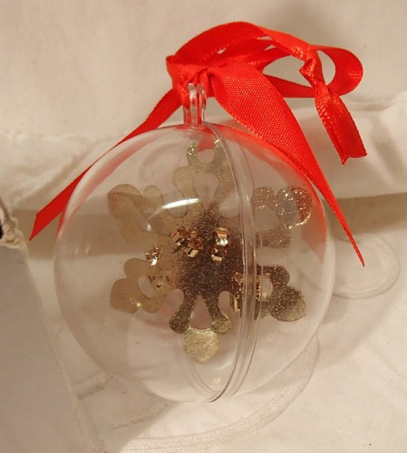 AVON Signature Collection Red CZ Dangle Earrings Clear Ball Christmas Ornament - Picture 2 of 3