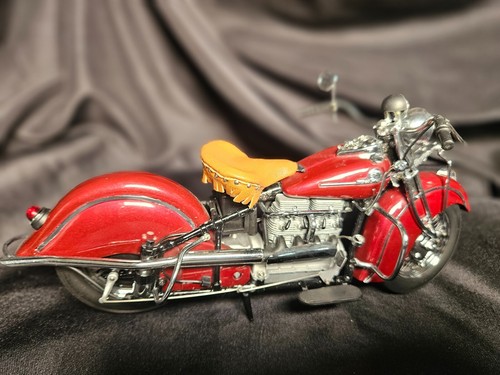 Franklin Mint 1942 Indian 442 Motorcycle 1:10 Scale Inv. #4710 - Picture 4 of 5