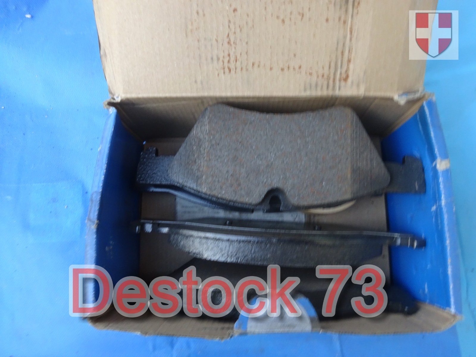 Plaquettes de frein avant HELLA pour rénover le freinage de Mercedes W164