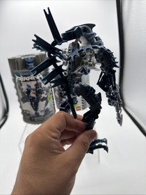 LEGO Bionicle Piraka Vezok (8902) - 100% Complete Set with Free Shipping