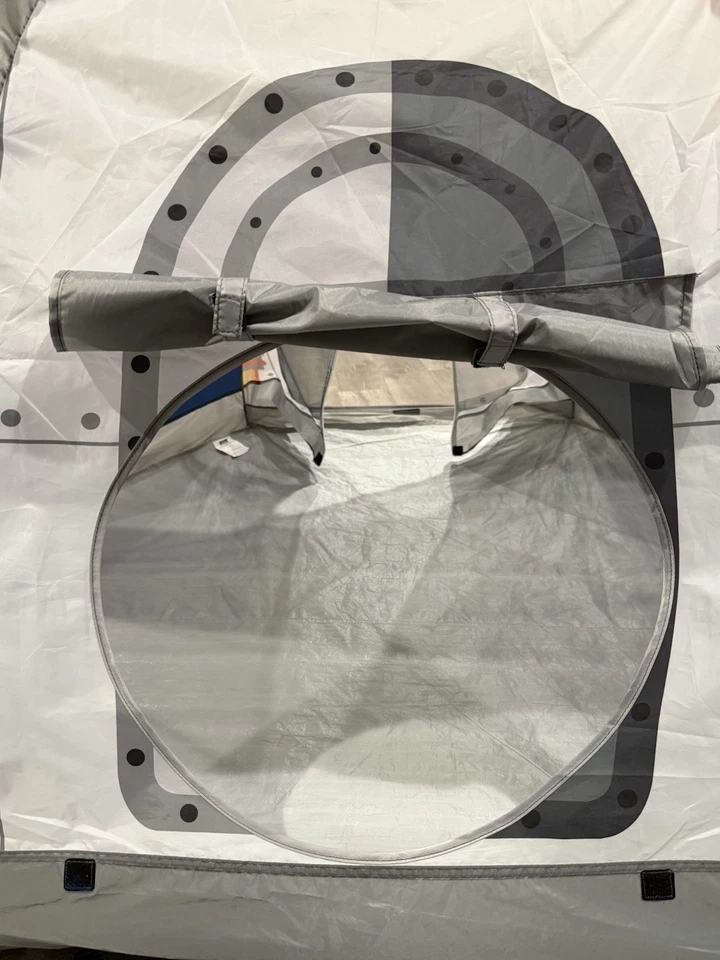 UTEX Dome Kids Tent Playhouse, (Space Module) Very Clean - Image 3 of 4