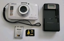 Nikon Digital Camera Coolpix S32 13.2MP Underwater White W/Charger, 16gb SD