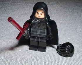 LEGO Star Wars: Kylo Ren W/ Lightsaber, Cape & hood - sw0859 set 75179