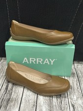 ARRAY  Cascade Womens Tan Cushioned Flat Comf...
