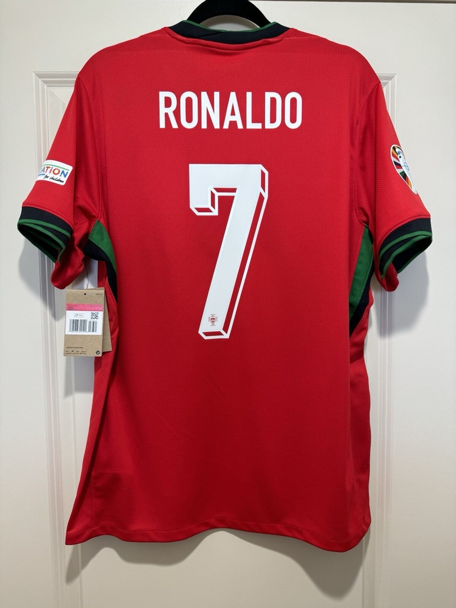 Ronaldo #7 Mens LARGE Nike Portugal Home Stadium Jersey Euro Ronaldo #7 Mens LARGE Nike Portugal Home Stadium Jersey Euro