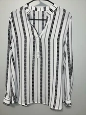 Black And White Pattern Women’s Large Shirt