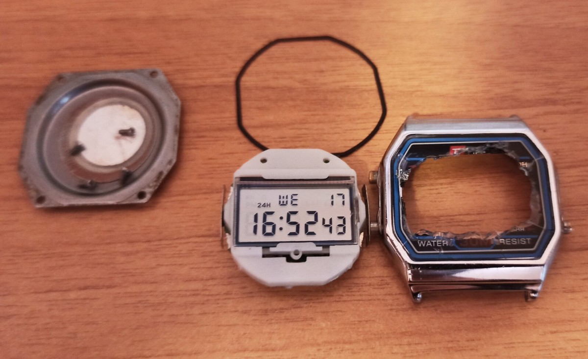 Orologio Digitale TT LIFE Watch Uhren Montre Reloj RICAMBI DIFETTO VETRO  ROTTO