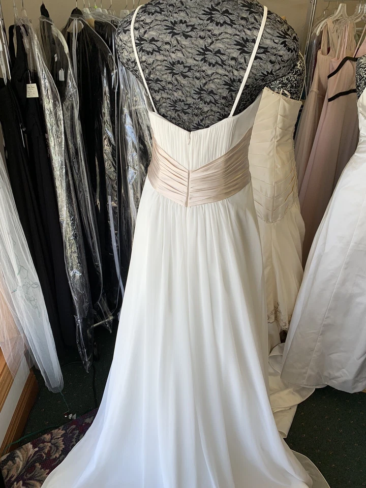 Vestido de novia Venus Palas Athena Pa9990 nuevo con etiquetas talla 8 - muestra vestido venta Foto 3 de 4
