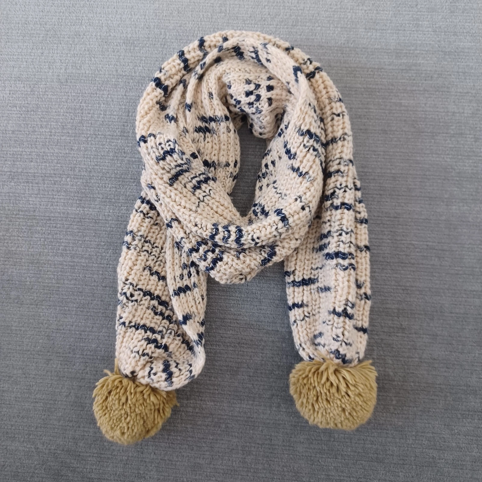 Madewell Scarf Womens One Size Cream Patterned Pom-Pom Knit Cozy Outdoor
Opens in a new window or ta