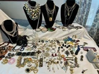 Antique Vintage Modern Costume Jewelry Lot 100 Pieces. Gold Tone Retro