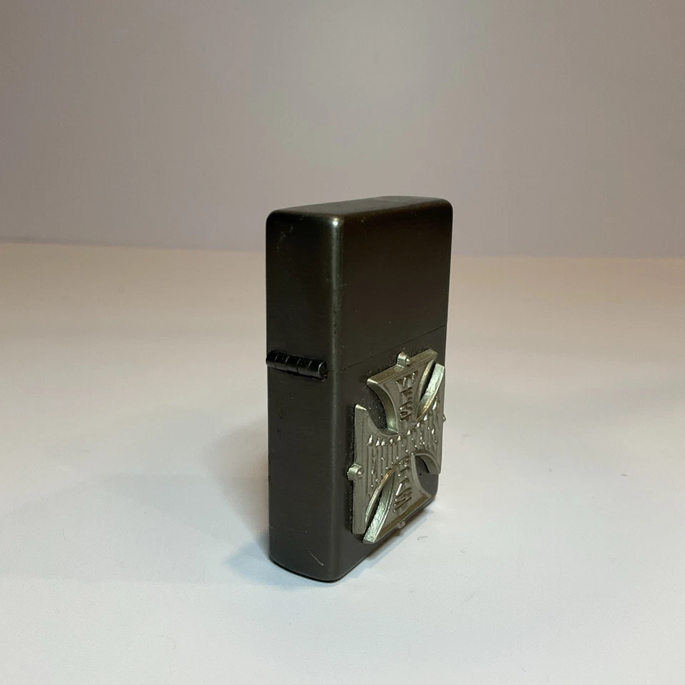 Винтажная зажигалка WCC West Coast Choppers Iron Cross необожженная  - Изображение 2 из 4