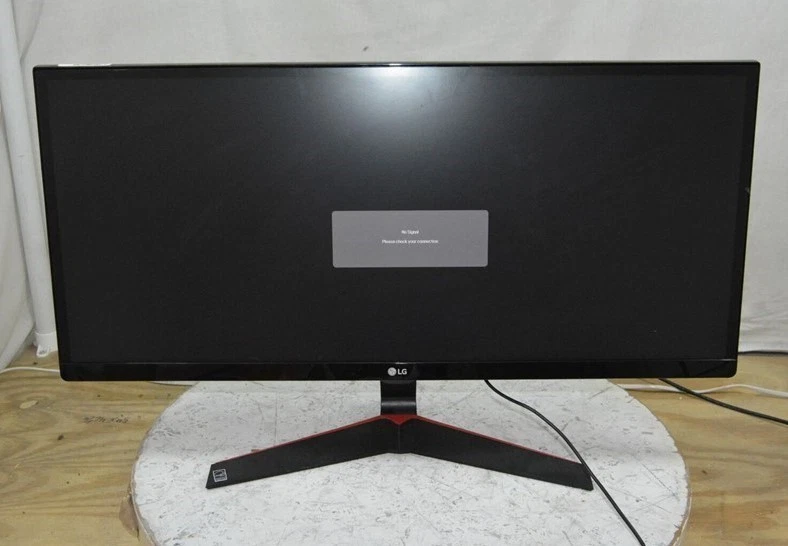 LG 29UM69G-B UltraWide FHD Monitor 29" HDMI DisplayPort USB-C GRADE B SEE NOTES - Image 2 of 4