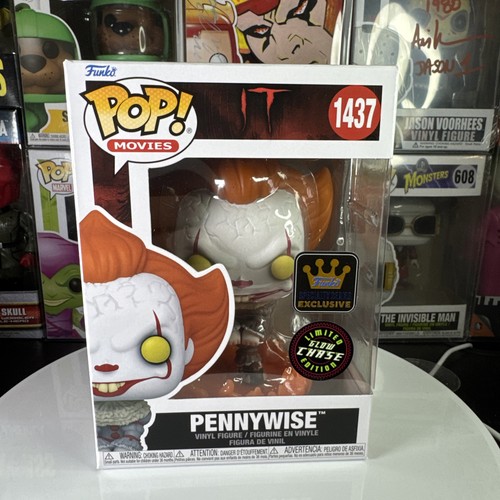 Funko Pop! Movies It Pennywise CHASE GITD Specialty Series #1437 with Protector