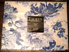 New in Package RALPH LAUREN BLUE WHITE TABLECLOTH 70 INCH Mireille Navy Flower
